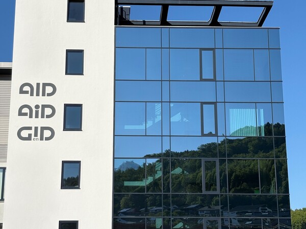 AID Gebäude Strassberg